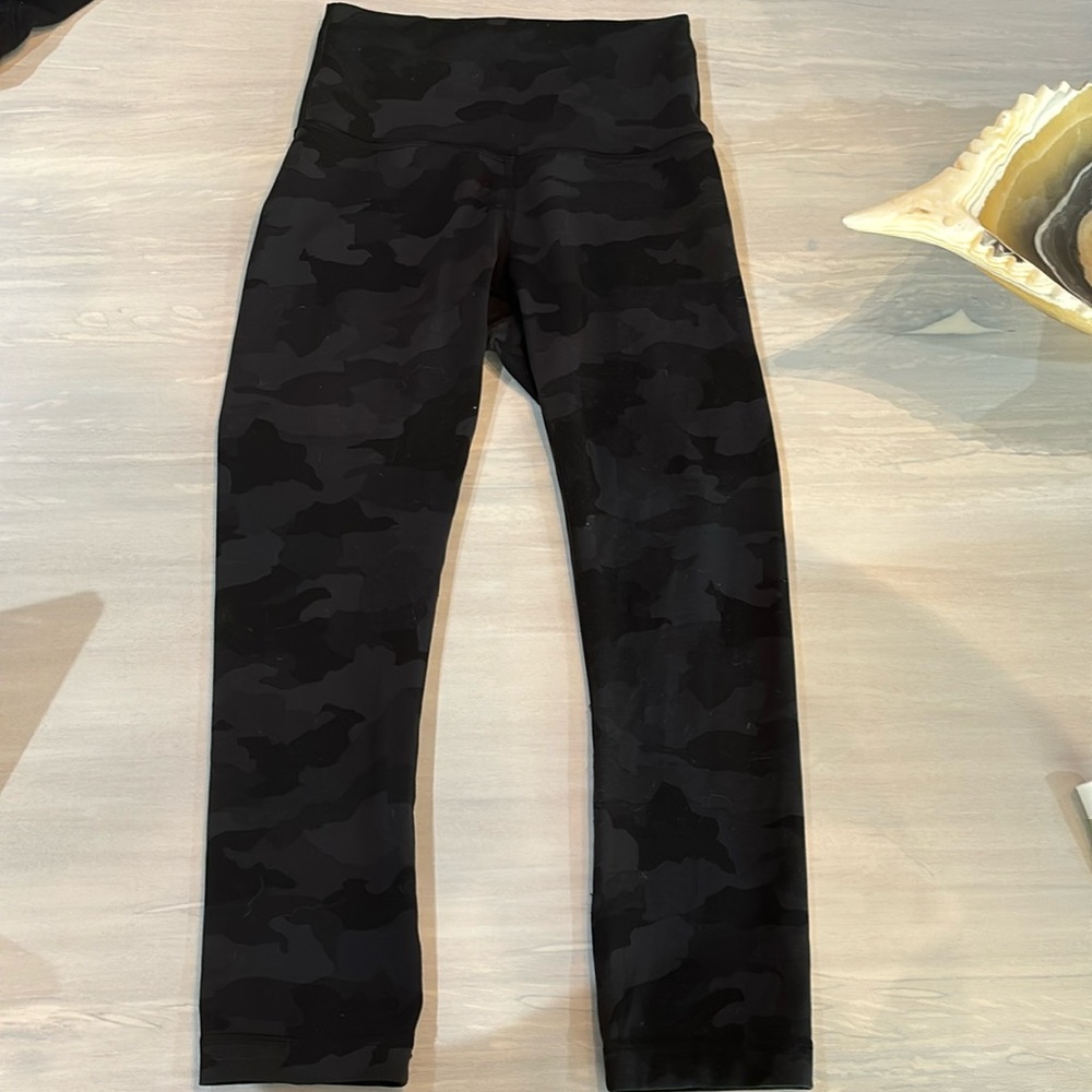 Lululemon Align High Rise Crop 21” leggings